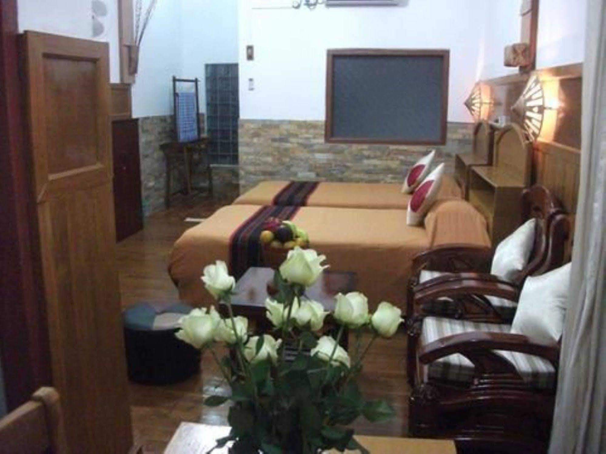 Mingalar Inn Inle Lake Eksteriør bilde